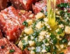 Low Carb Garlic Butter Steak and Asparagus Bake