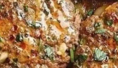 HAMBURGER STEAKS WITH ONION GRAVY