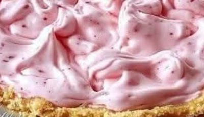 Strawberry Icebox Pie