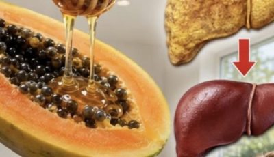 Everyone loves papaya, but most people don’t realize how potent its seeds are. I’ll