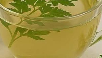 The Power of Parsley Tea: Natural Relief for Swelling in Legs, Ankles, and Feet